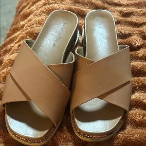 Treasure & Bond Women's Brown Cross-Strap Sandals